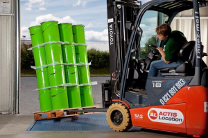 Estabilice sus productos envasados en cubos, latas y bidones de plástico, y asegure su transporte.